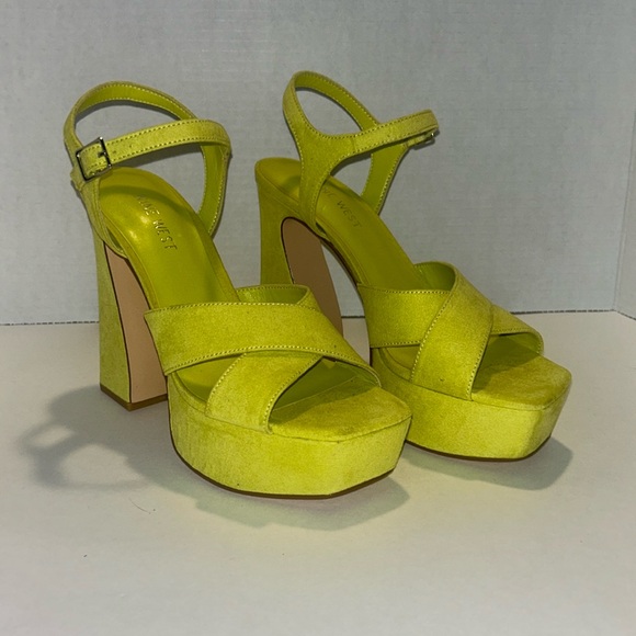 Nine West heels - Picture 1 of 13